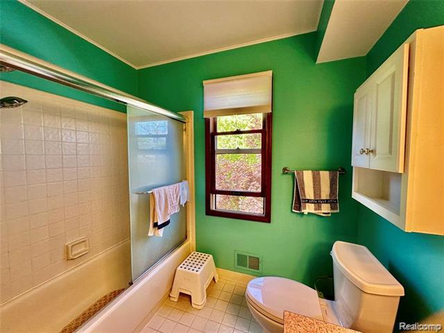 Builiding view twenty five for 24397 Venice, Novi, MI. 48374