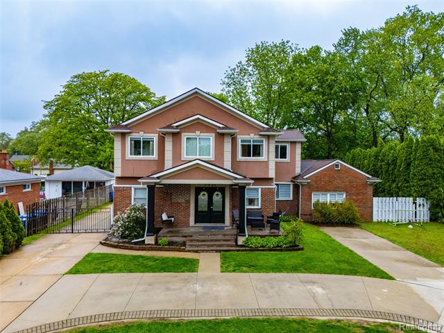 Builiding view forty eight for 7723 Hazelton, Dearborn Heights, MI. 48127