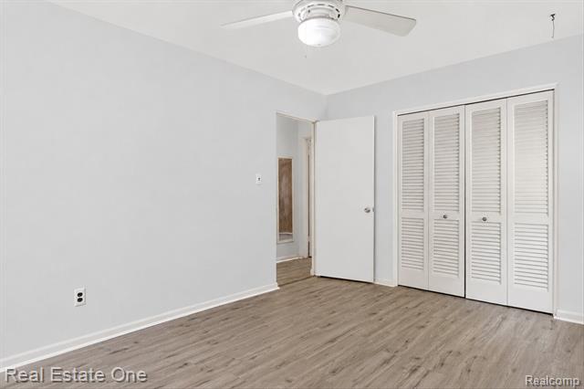 Builiding view sixteen for 7420 Drexel, Dearborn Heights, MI. 48127