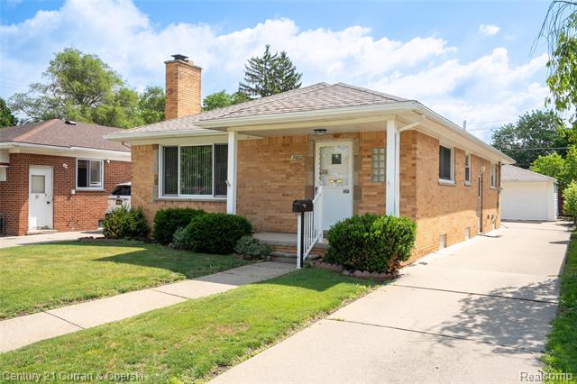 Builiding view one for 7602 Highview, Dearborn Heights, MI. 48127