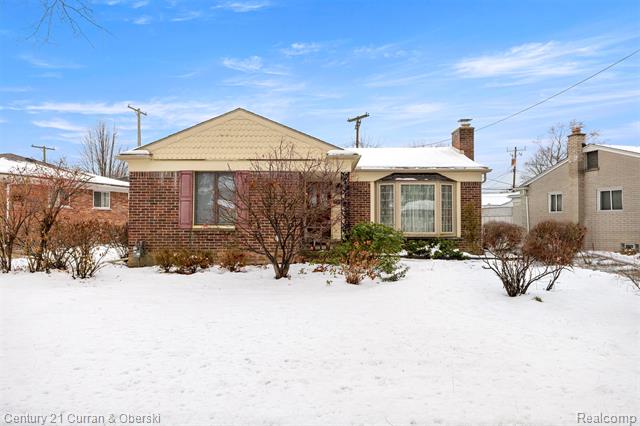 Builiding view one for 7941 Charlesworth, Dearborn Heights, MI. 48127