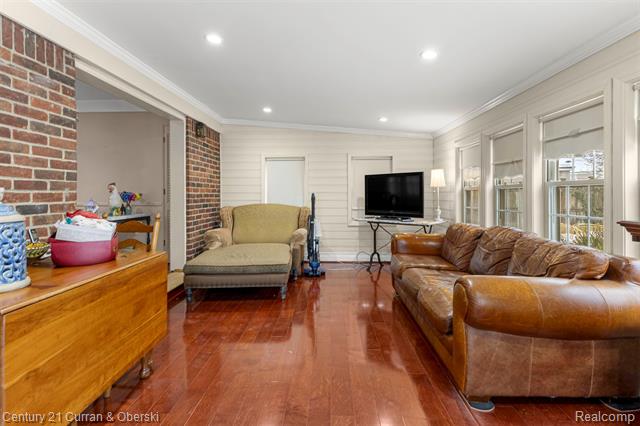 Builiding view three for 7941 Charlesworth, Dearborn Heights, MI. 48127