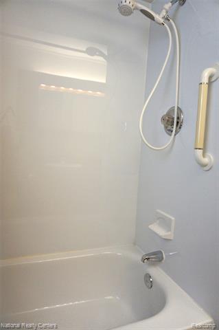 Builiding view nineteen for 8563 Cavell, Westland, MI. 48185