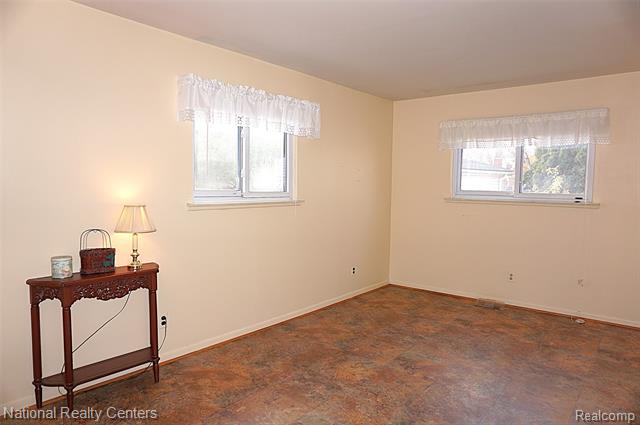 Builiding view ten for 8563 Cavell, Westland, MI. 48185