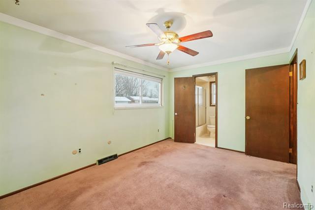 Builiding view fourteen for 28312 Mackenzie, Westland, MI. 48185