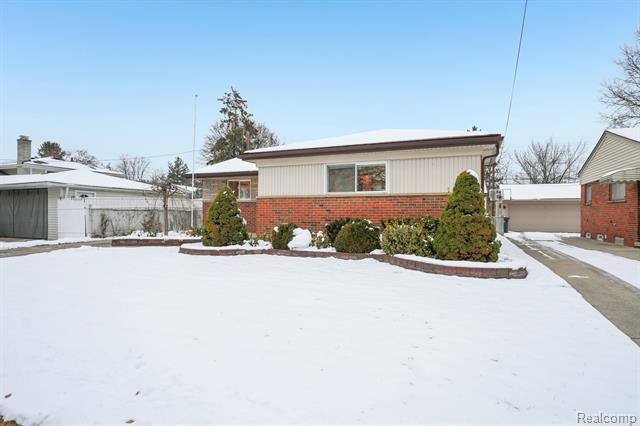 Builiding view three for 28312 Mackenzie, Westland, MI. 48185