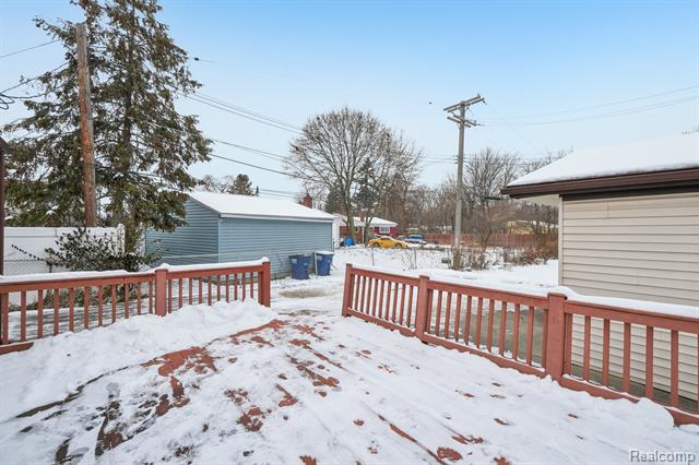 Builiding view twenty six for 28312 Mackenzie, Westland, MI. 48185