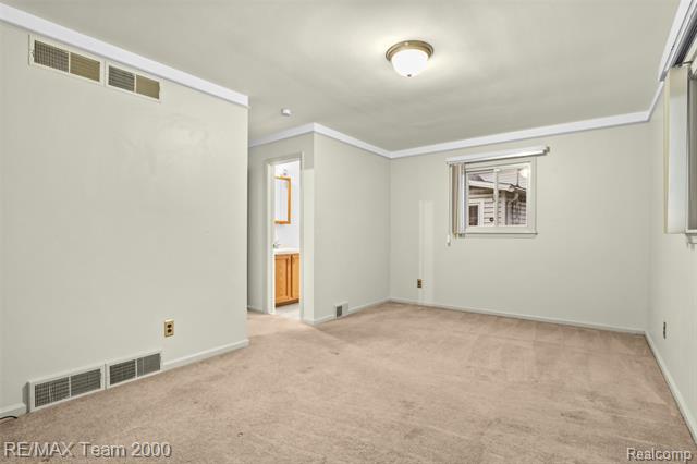 Builiding view twenty two for 25134 Ann Arbor Tr, Dearborn Heights, MI. 48127