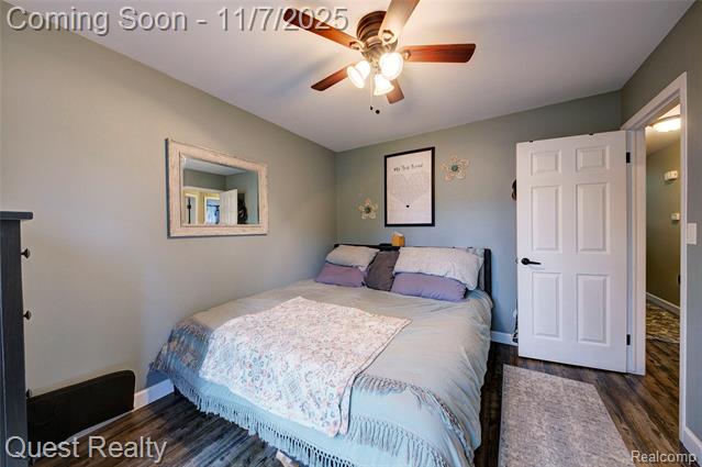 Builiding view eighteen for 9013 Oporto, Livonia, MI. 48150