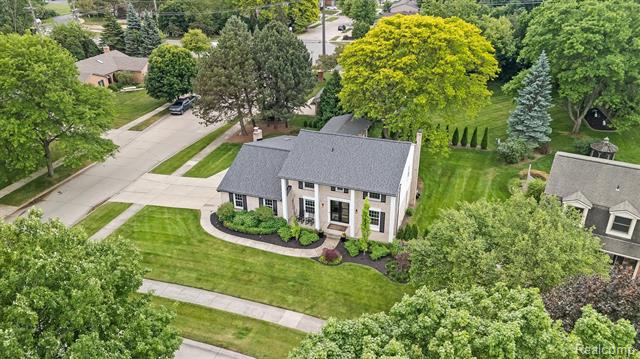 Builiding view forty four for 45045 Turtlehead, Plymouth, MI. 48170