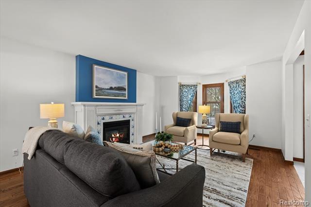 Builiding view nine for 10408 Wellington, Plymouth, MI. 48170