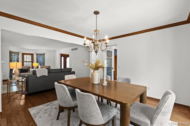 Builiding view seven for 10408 Wellington, Plymouth, MI. 48170