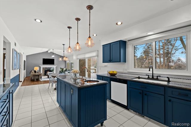 Builiding view twelve for 10408 Wellington, Plymouth, MI. 48170