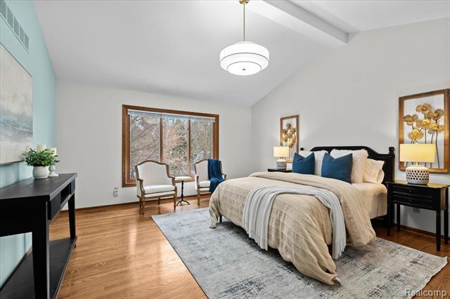 Builiding view twenty one for 10408 Wellington, Plymouth, MI. 48170