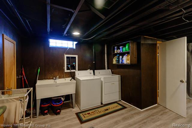 Builiding view thirty three for 8913 Appleton, Redford, MI. 48239