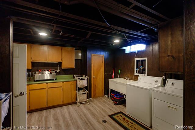 Builiding view thirty two for 8913 Appleton, Redford, MI. 48239