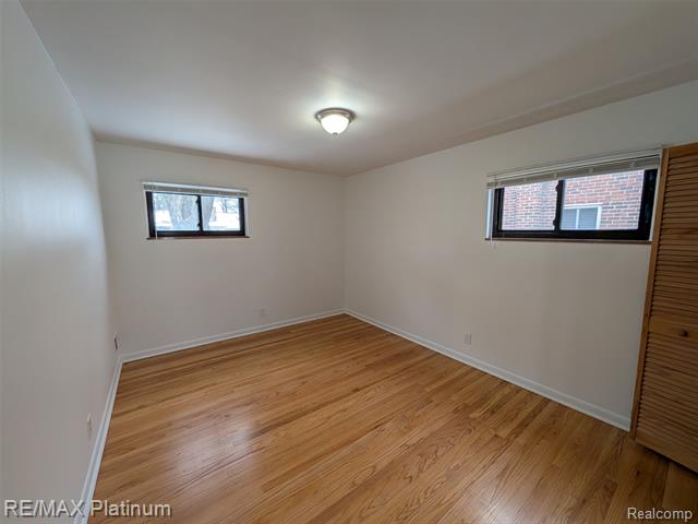 Builiding view nine for 29965 Westfield, Livonia, MI. 48150