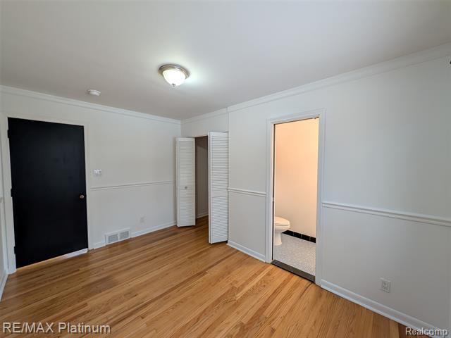 Builiding view twelve for 29965 Westfield, Livonia, MI. 48150