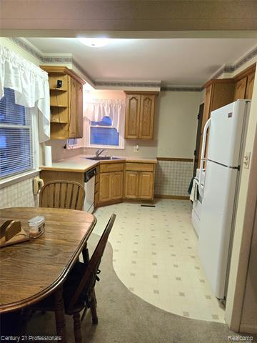 Builiding view thirteen for 31265 Minton, Livonia, MI. 48150