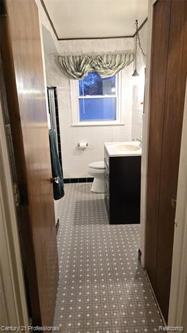 Builiding view twenty one for 31265 Minton, Livonia, MI. 48150