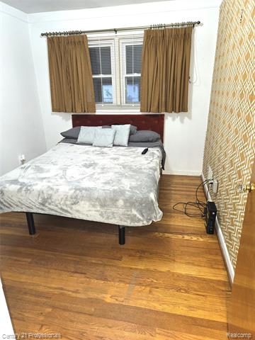 Builiding view twenty two for 31265 Minton, Livonia, MI. 48150