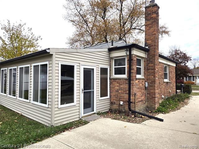 Builiding view two for 31265 Minton, Livonia, MI. 48150