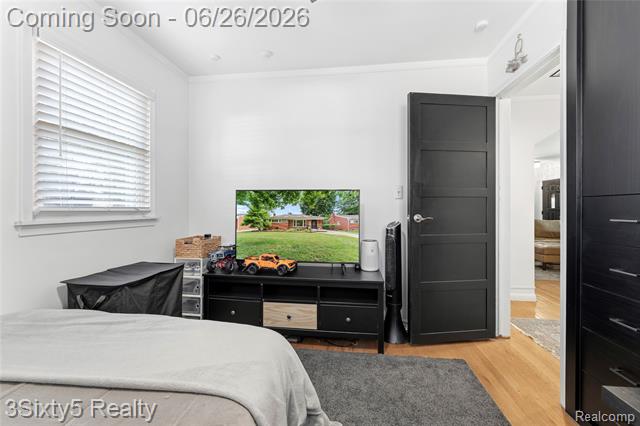Builiding view fourteen for 28717 Westfield, Livonia, MI. 48150