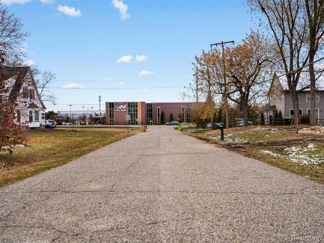 Builiding view four for 24361 Glenda, Novi, MI. 48375