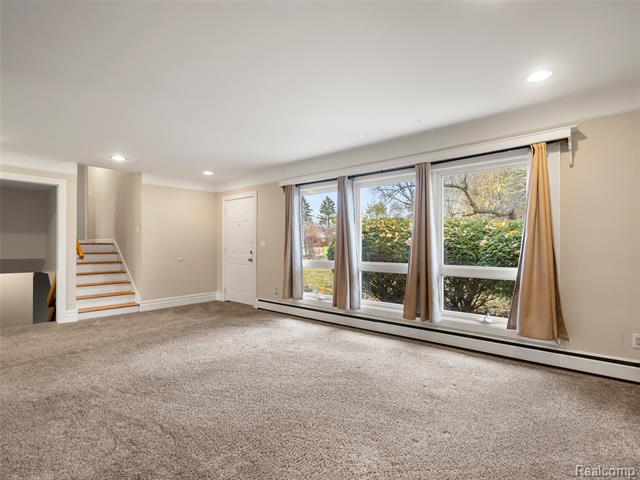 Builiding view nine for 24361 Glenda, Novi, MI. 48375