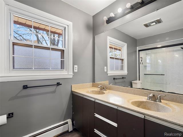 Builiding view thirty for 24361 Glenda, Novi, MI. 48375