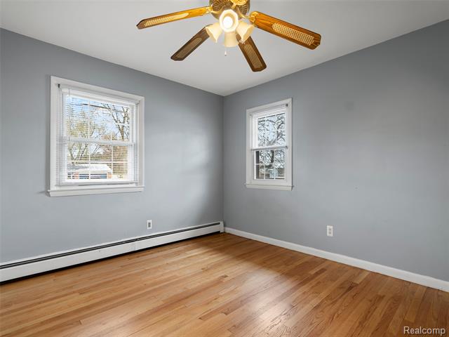 Builiding view twenty five for 24361 Glenda, Novi, MI. 48375