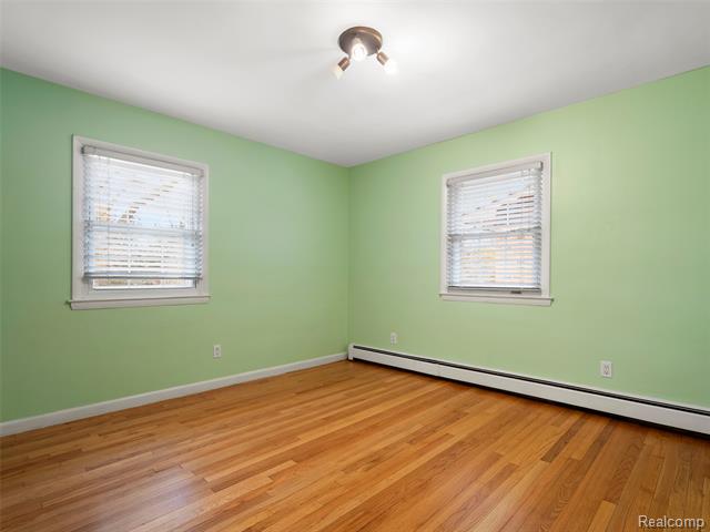 Builiding view twenty six for 24361 Glenda, Novi, MI. 48375