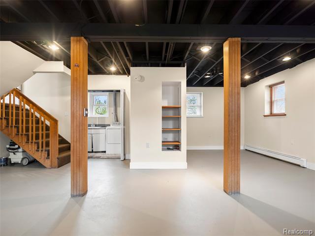 Builiding view twenty three for 24361 Glenda, Novi, MI. 48375