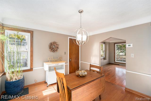 Builiding view three for 27501 West Chicago, Livonia, MI. 48150