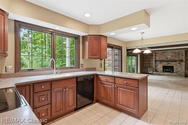 Builiding view thirteen for 45451 Woodleigh Way, Plymouth, MI. 48170