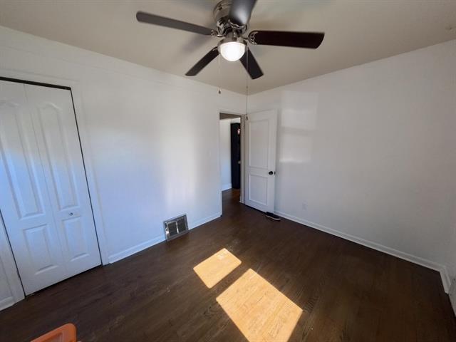 Builiding view ten for 23147 Melville, Hazel Park, MI. 48030