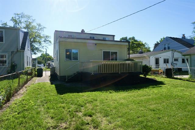 Builiding view twenty three for 23147 Melville, Hazel Park, MI. 48030