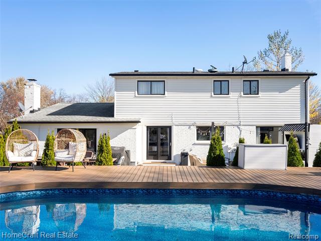 Builiding view fifty two for 11829 Canton Center, Plymouth, MI. 48170