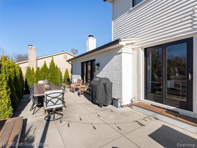 Builiding view forty three for 11829 Canton Center, Plymouth, MI. 48170