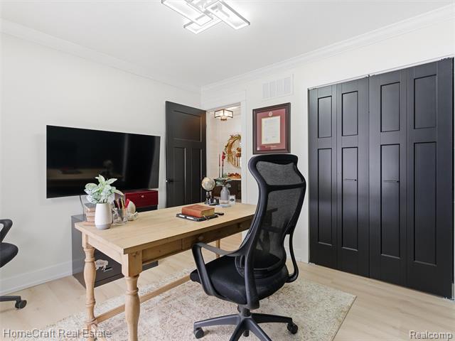 Builiding view seven for 11829 Canton Center, Plymouth, MI. 48170