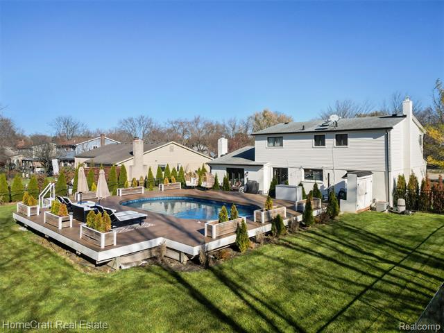 Builiding view sixty one for 11829 Canton Center, Plymouth, MI. 48170