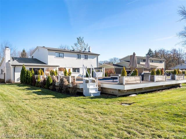 Builiding view sixty three for 11829 Canton Center, Plymouth, MI. 48170