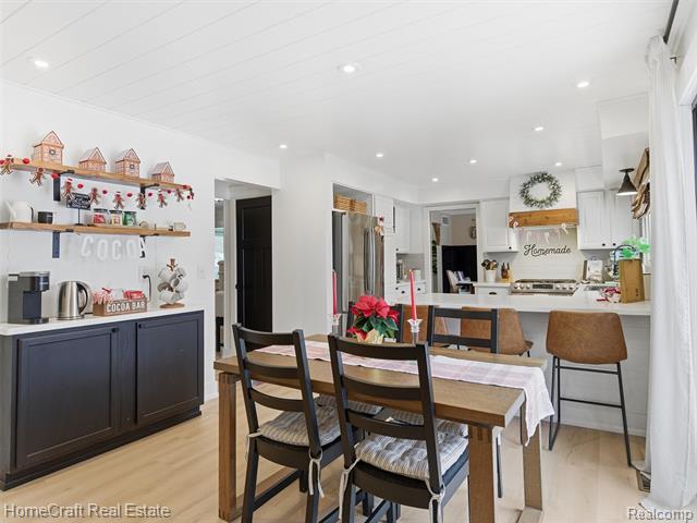 Builiding view twenty three for 11829 Canton Center, Plymouth, MI. 48170