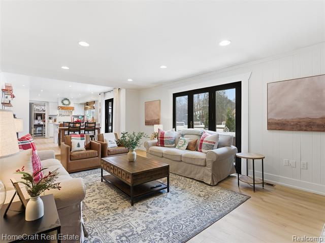 Builiding view twenty two for 11829 Canton Center, Plymouth, MI. 48170