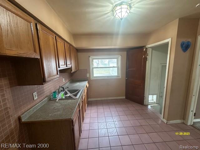 Builiding view eight for 9964 Norborne, Redford, MI. 48239