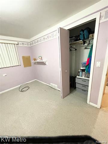 Builiding view eighteen for 9979 Berwyn, Redford, MI. 48239