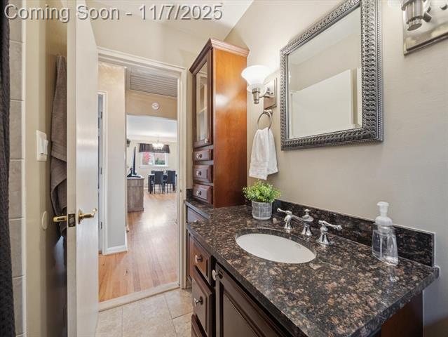 Builiding view twenty three for 28035 Clements Circle N, Livonia, MI. 48150