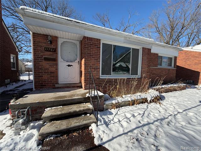 Builiding view twenty one for 11761 Hazelton, Redford, MI. 48239