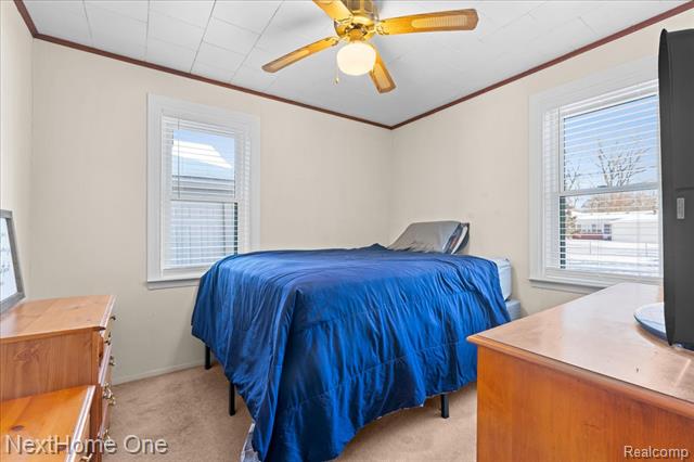 Builiding view eight for 11634 Cardwell, Livonia, MI. 48150