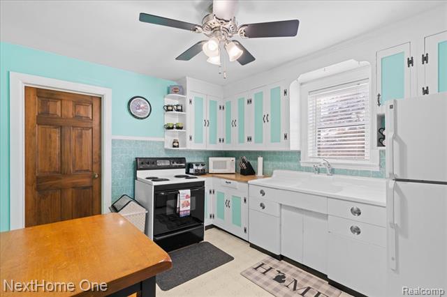 Builiding view six for 11634 Cardwell, Livonia, MI. 48150